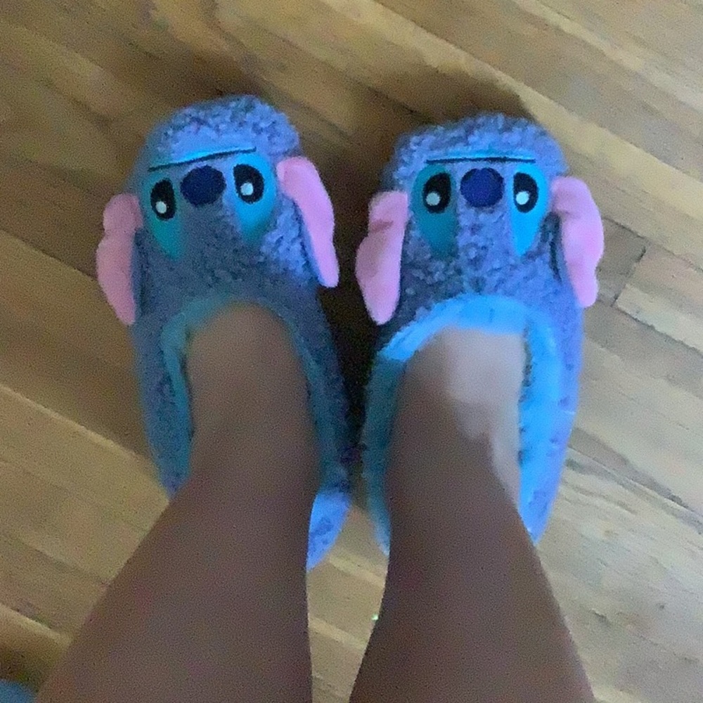 Stich slippers